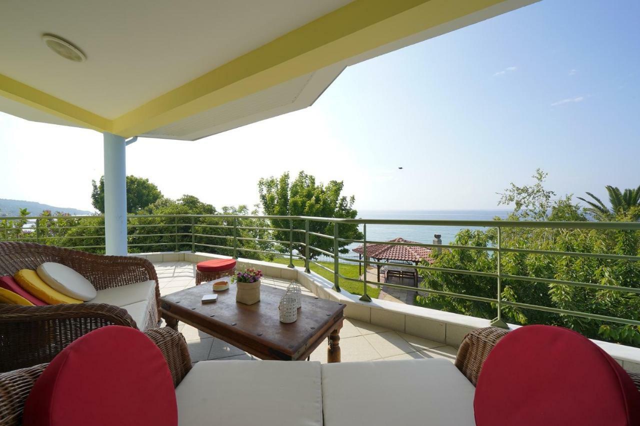 Secret Paradise Villas Loutra Elevtheron Exterior foto